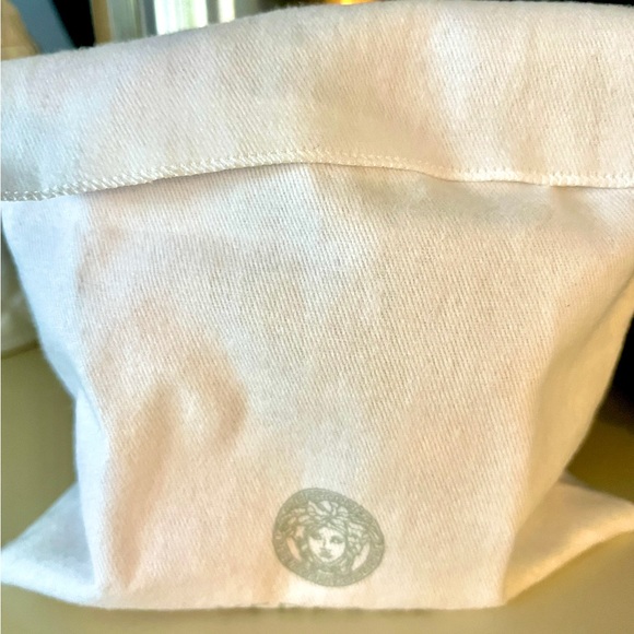 Versace Set NIB Dust Bag & 2 Miniature Scents - Picture 6 of 6